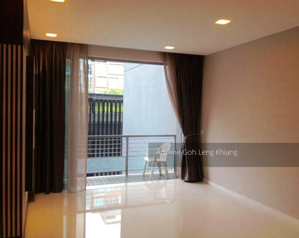 Ferraria Park Condominium thumbnail photo